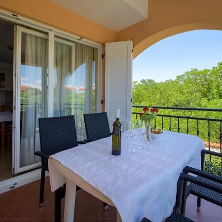Family Friendly With A Swimming Pool Basanija, Umag - 3402 Apartment Savudrija