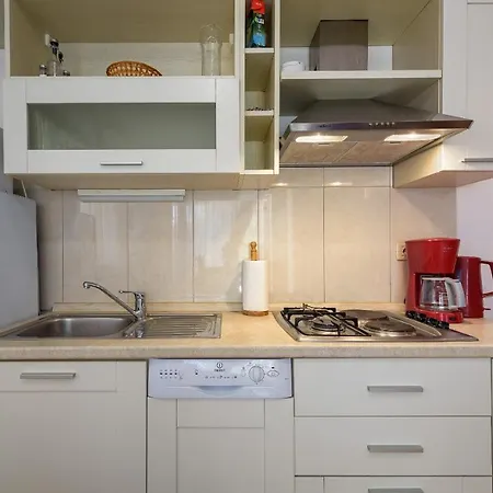 Family Friendly With A Swimming Pool Basanija, Umag - 3402 Apartment