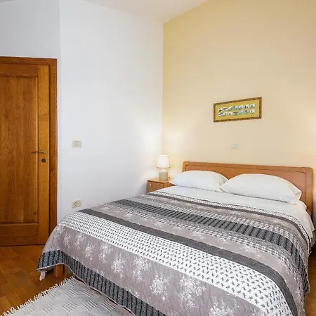 Family Friendly With A Swimming Pool Basanija, Umag - 3402 Savudrija